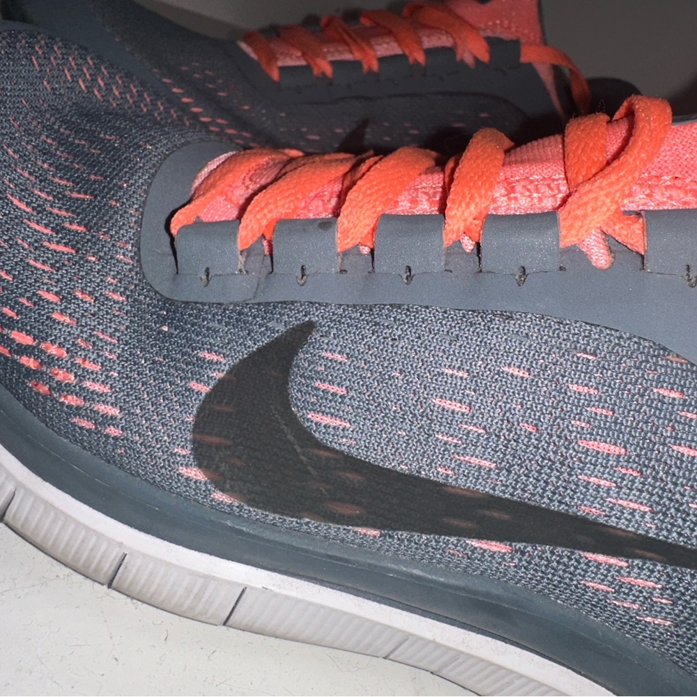 Nike Free - Picture 4 of 6